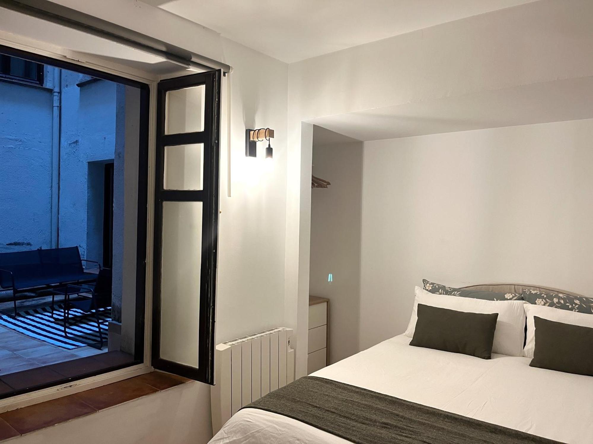 Apartamento Puerta Del Camino 5 - Patio Y Wifi Билбао Екстериор снимка