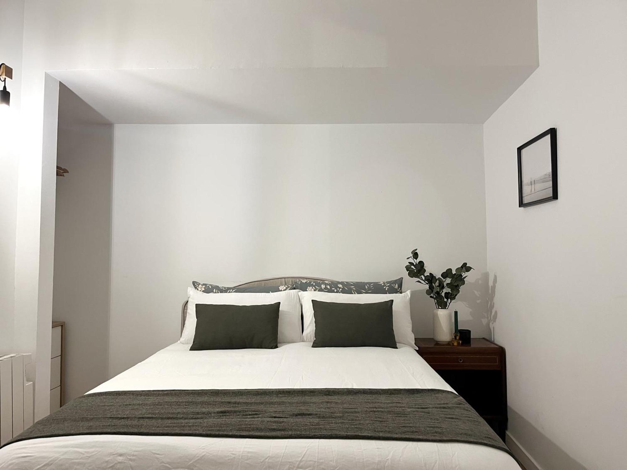 Apartamento Puerta Del Camino 5 - Patio Y Wifi Билбао Екстериор снимка